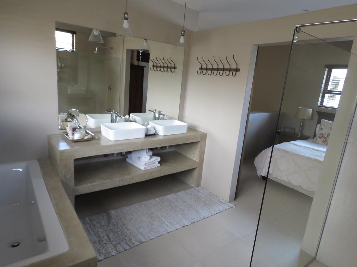 Beautiful Studio! Modern, Secure,Comfy Stay In Windhoek Golf Estate Экстерьер фото